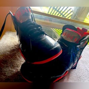 Jordan 7 Retro “Black Gloss”